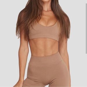 CSB x Isabelle Mathers set